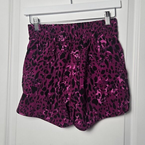Lululemon Track That Mid-Rise Lined Short 5" - 6 Cheetah Camo Magenta Purple - Picture 4 of 6